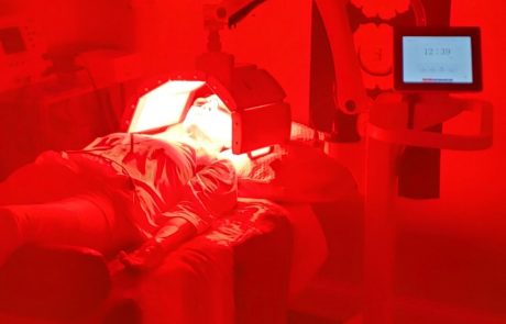 red-led-light-with-biomat-therapy-2-rejuvenate-528-medical-spa-sarasota